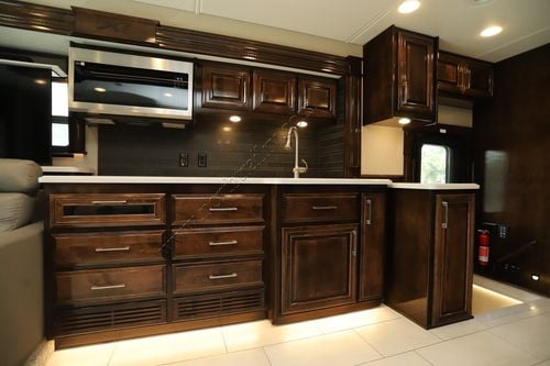 2023 Renegade Rv Xl 45DBM