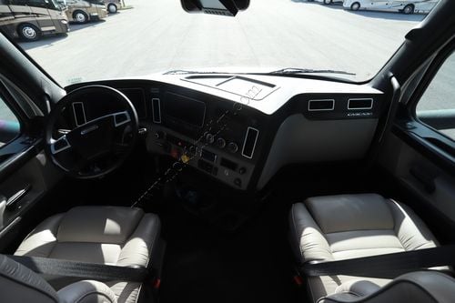 2023 Renegade Rv Xl 45DBM