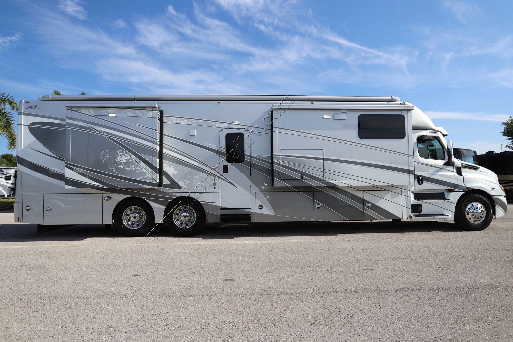 Used 2023 Renegade Rv Xl 45DBM Super C  For Sale