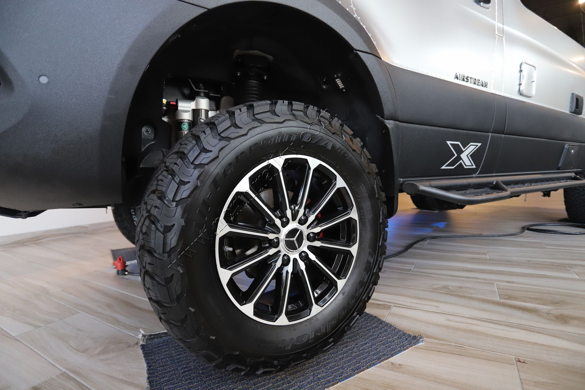 2026 Airstream Interstate 19X OUTLAND Class B New  For Sale