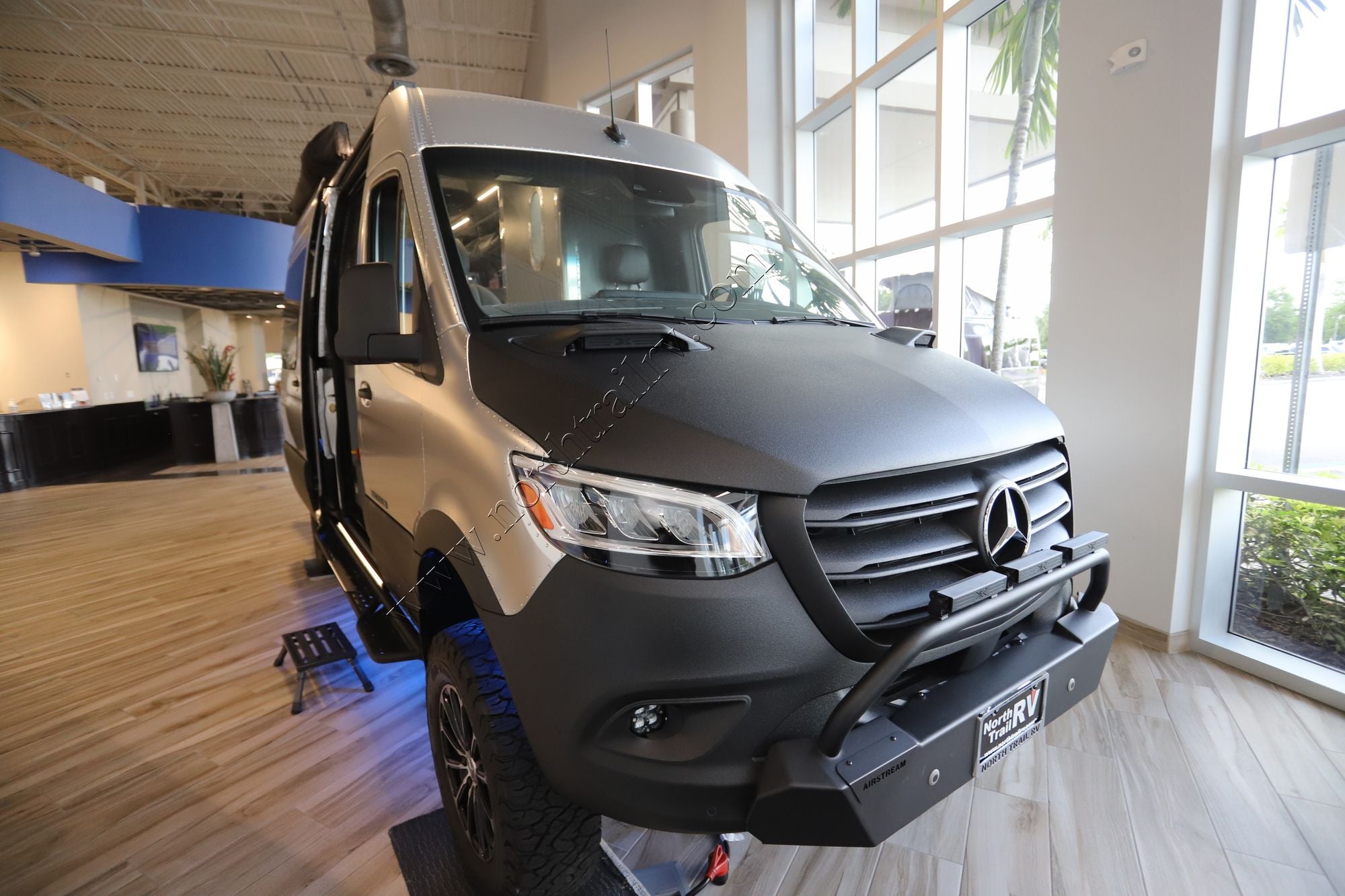 2026 Airstream Interstate 19X OUTLAND Class B New For Sale