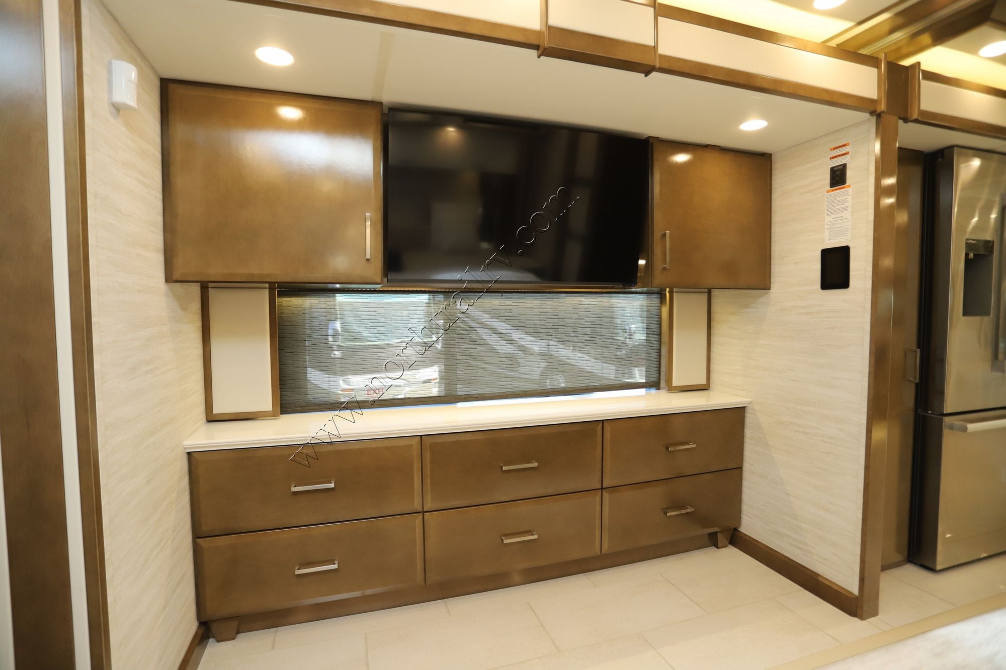 New 2026 Newmar Essex 4551 Class A  For Sale