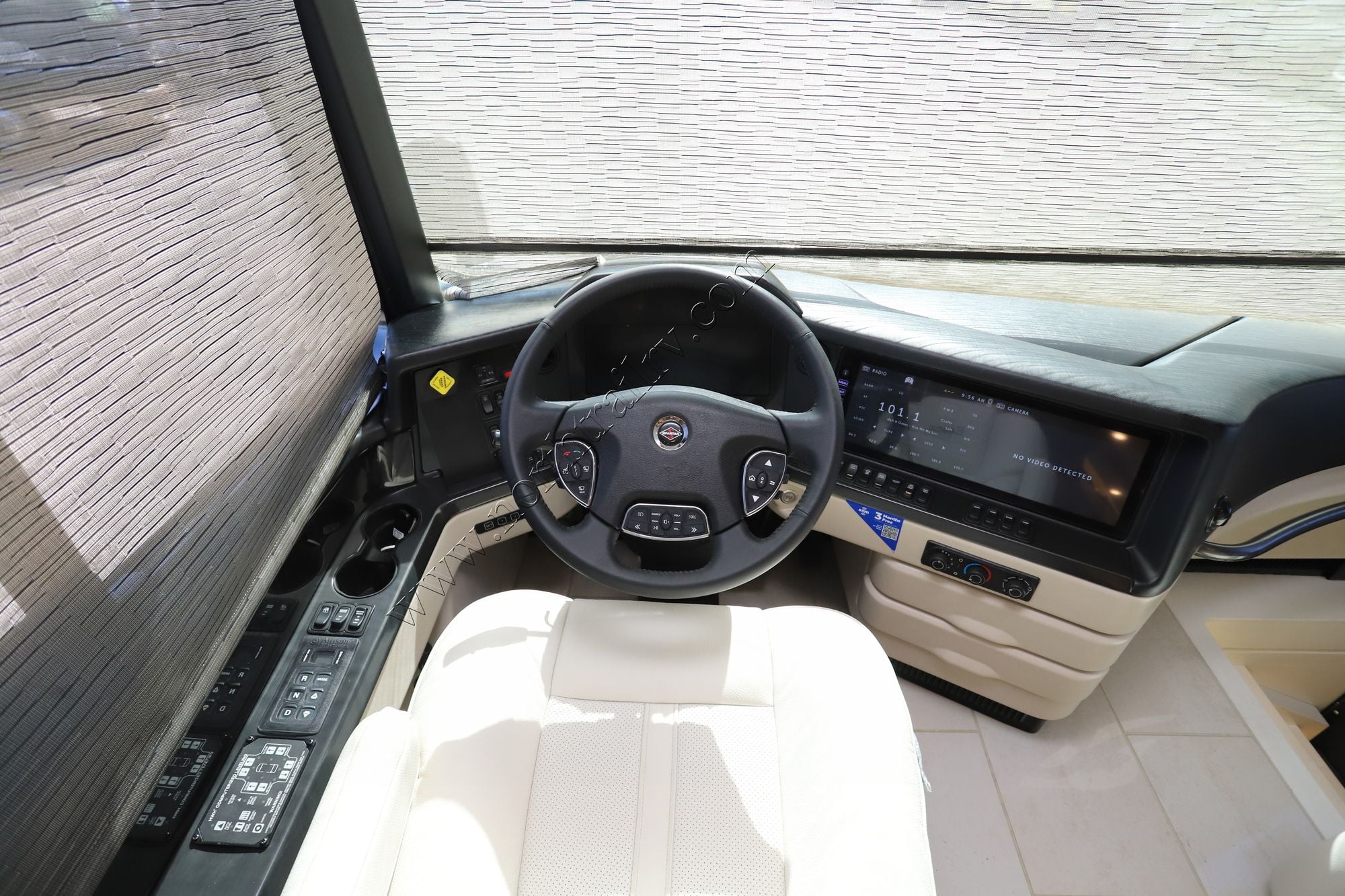 New 2026 Newmar Essex 4551 Class A  For Sale