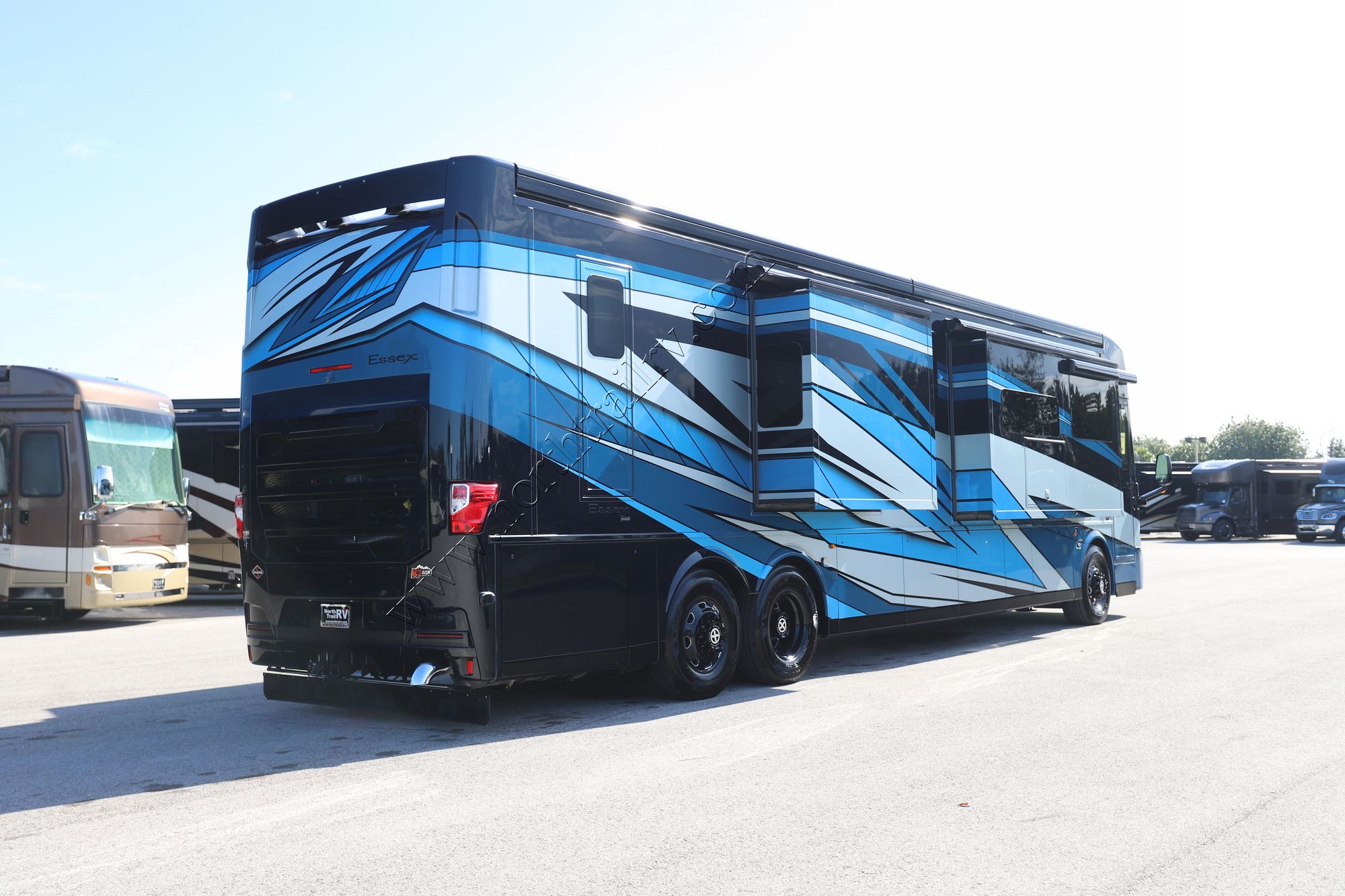 New 2026 Newmar Essex 4551 Class A  For Sale