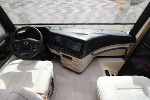 2026 Newmar Essex 4551