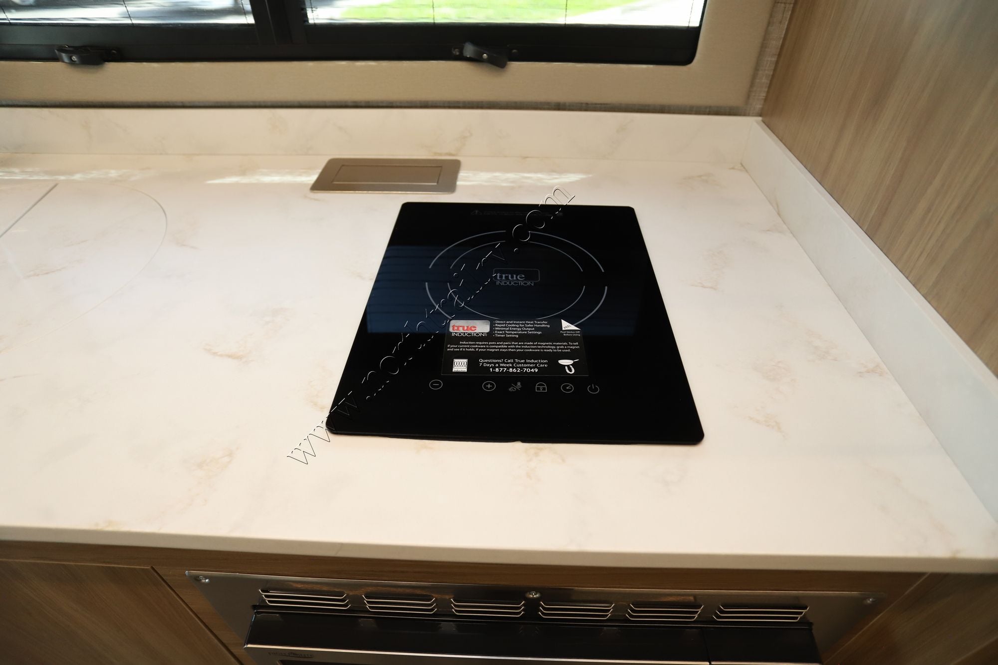 New 2026 Tiffin Motor Homes Wayfarer 25RW Class C  For Sale