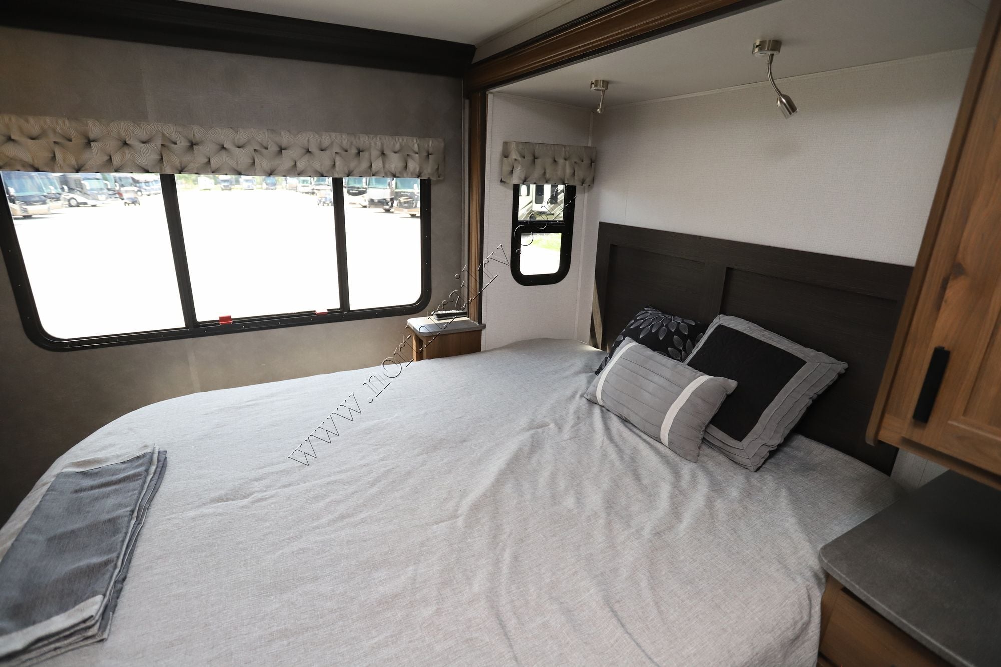 Used 2021 Forest River Sunseeker 3050S Class C  For Sale