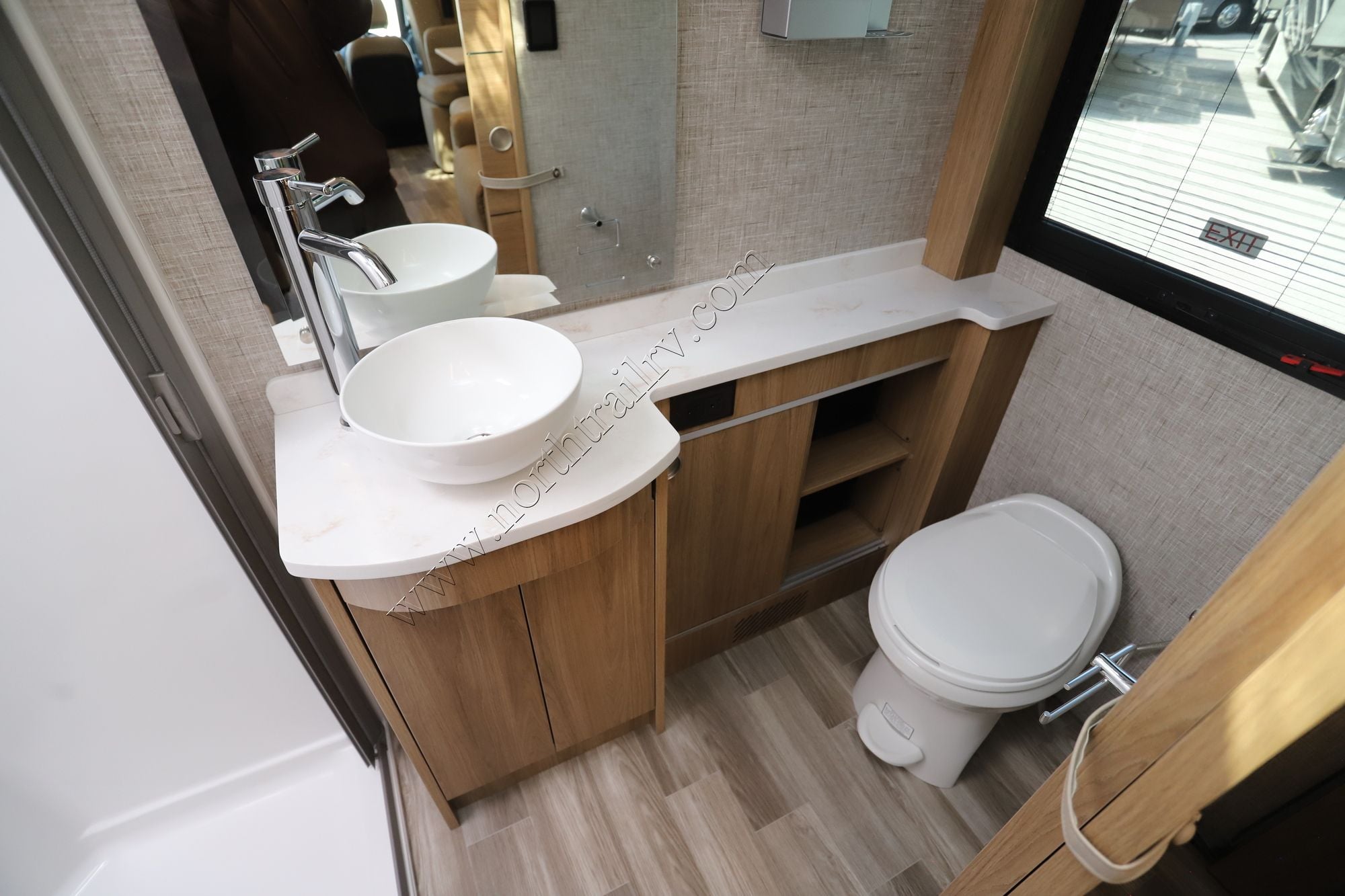 New 2026 Tiffin Motor Homes Wayfarer 25RW Class C  For Sale