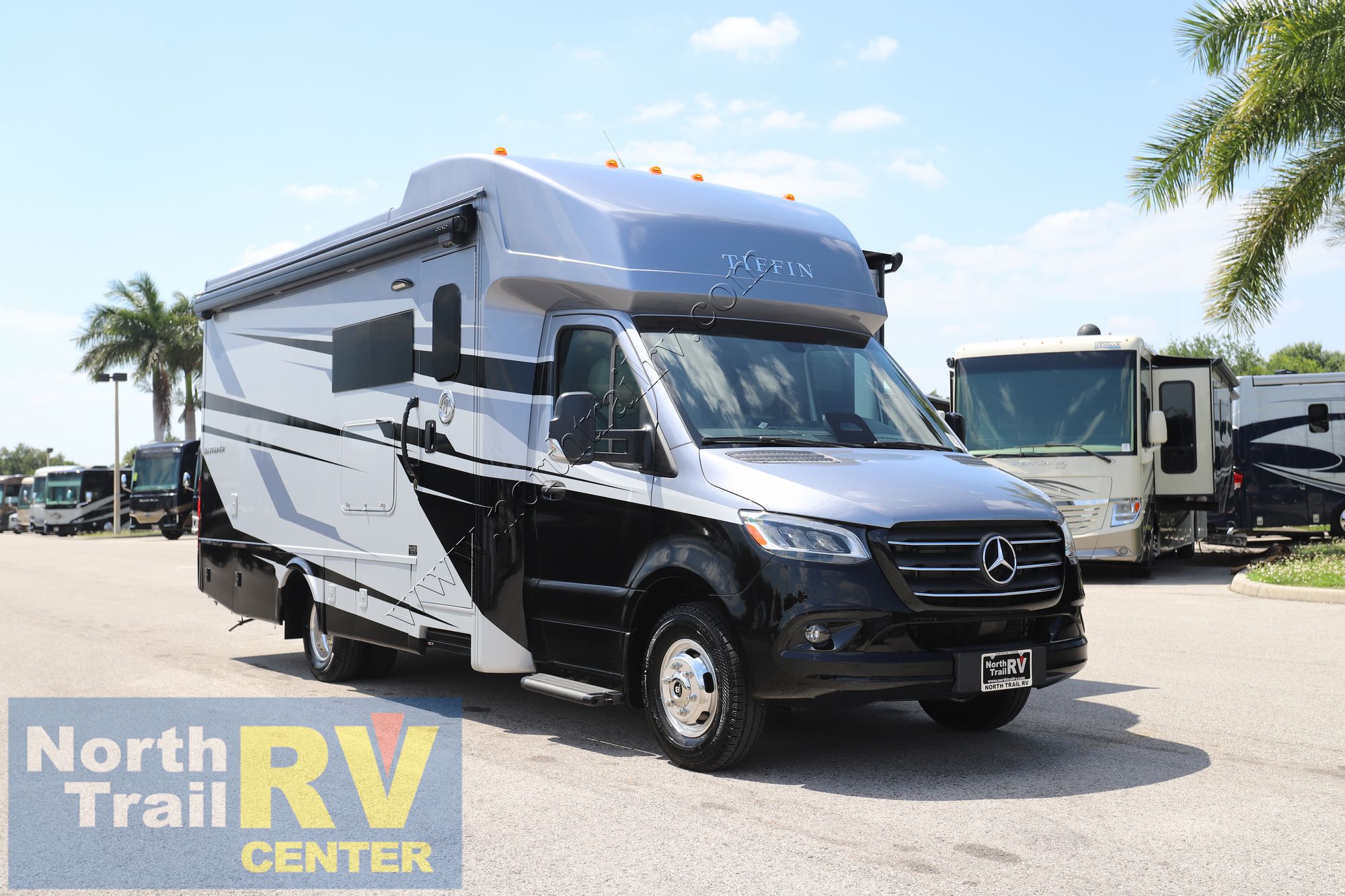 New 2026 Tiffin Motor Homes Wayfarer 25RW Class C  For Sale