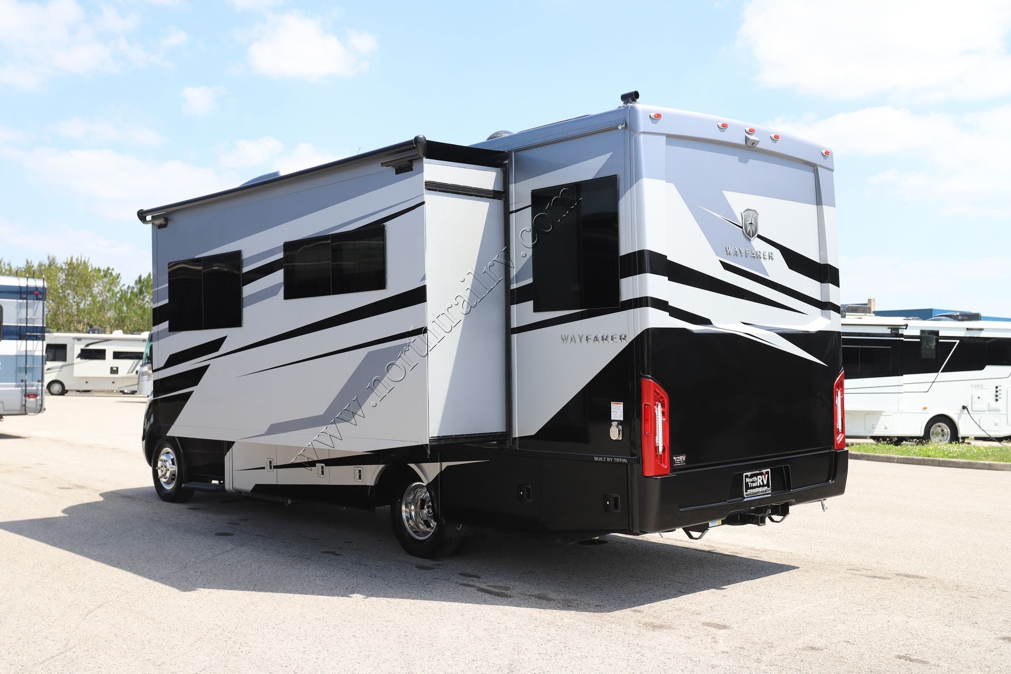New 2026 Tiffin Motor Homes Wayfarer 25RW Class C  For Sale