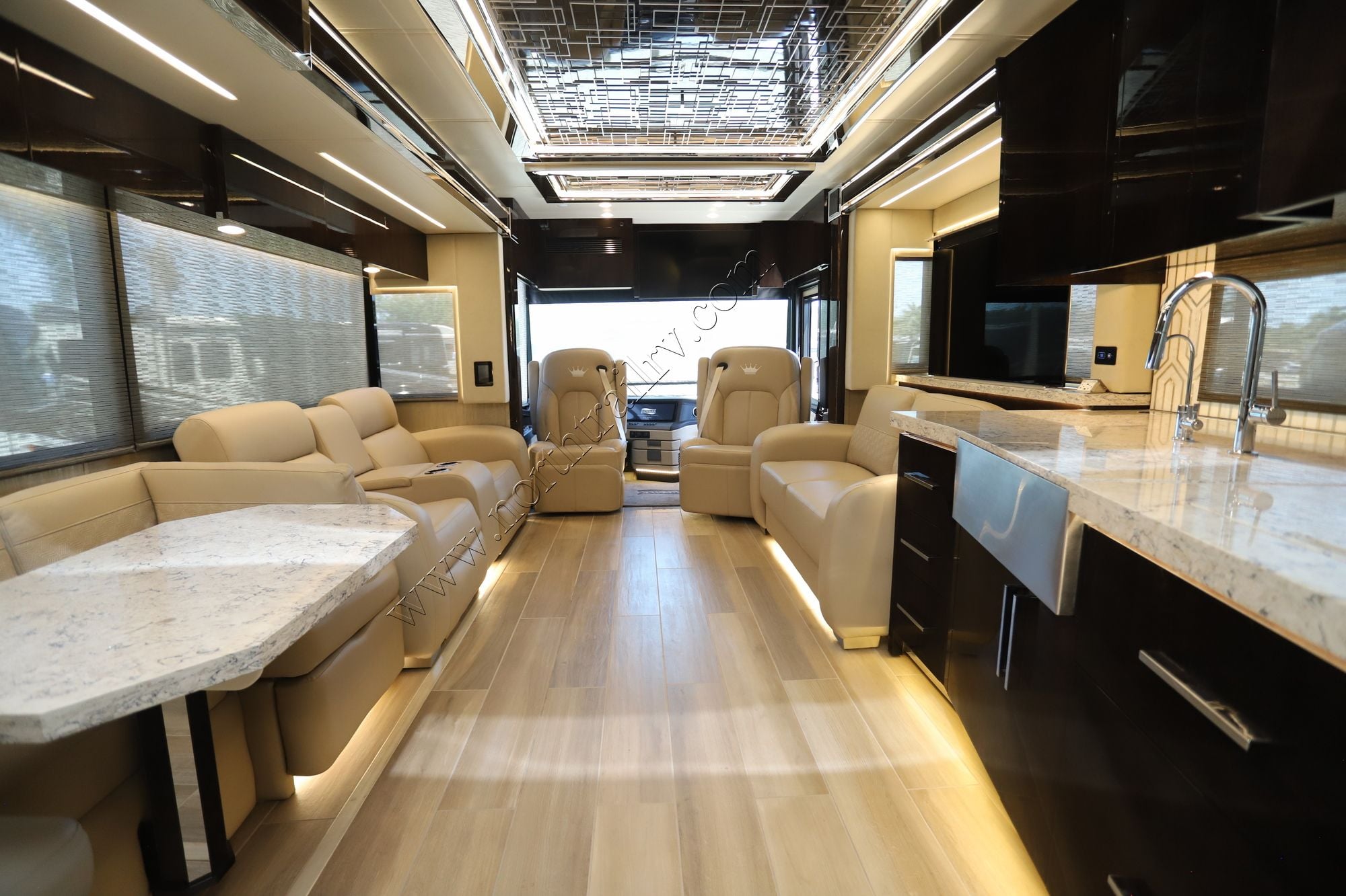 New 2025 Newmar King Aire 4531 Class A  For Sale