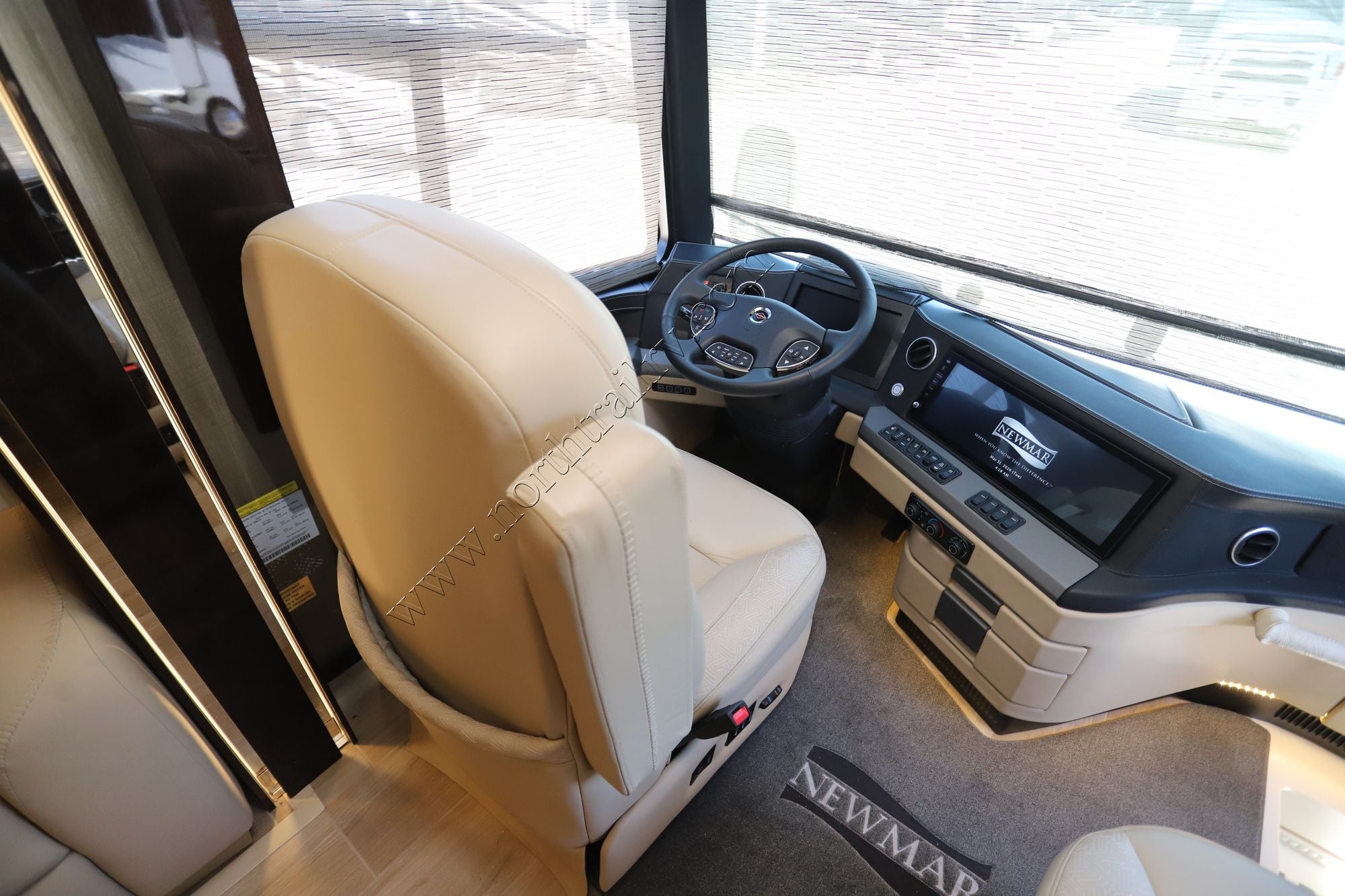 New 2025 Newmar King Aire 4531 Class A  For Sale
