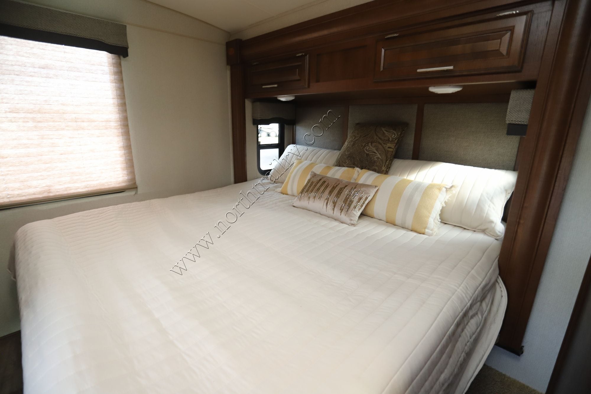 Used 2018 Forest River Georgetown Gt3 30X Class A  For Sale