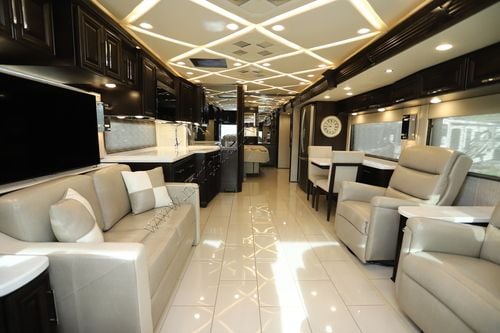 2021 Newmar Mountain Aire 4118