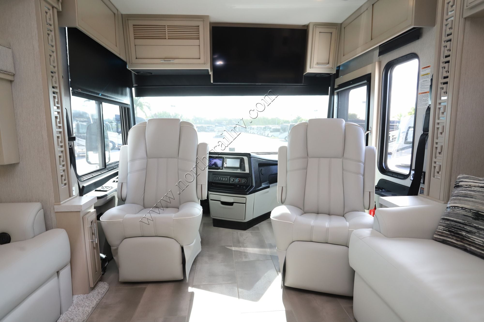 Used 2023 Newmar Ventana 4328 Class A  For Sale