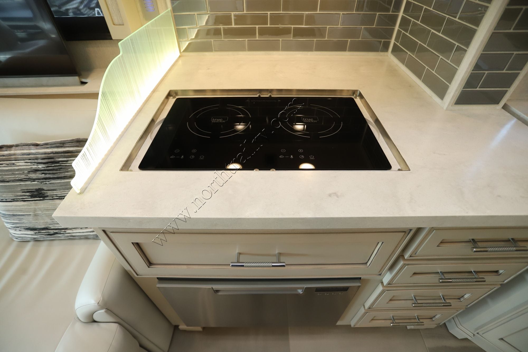 Used 2023 Newmar Ventana 4328 Class A  For Sale
