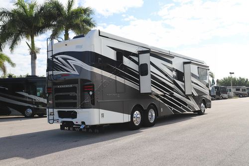 2023 Newmar Ventana 4328