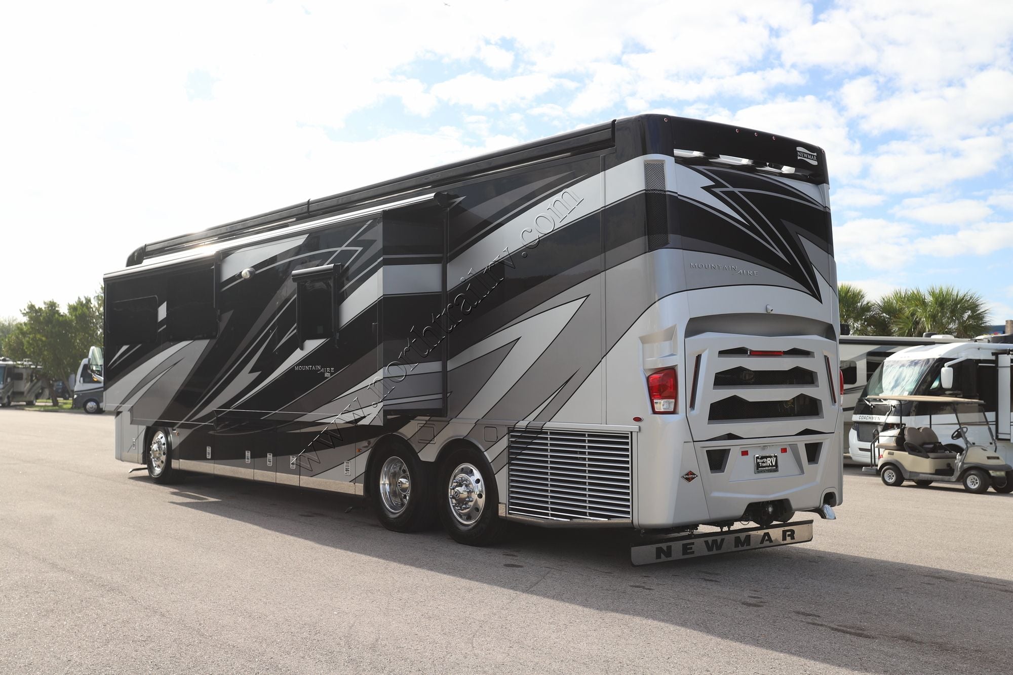 Used 2021 Newmar Mountain Aire 4118 Class A  For Sale