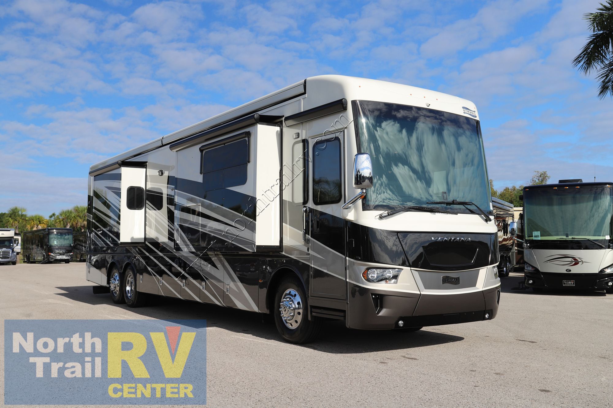 Used 2023 Newmar Ventana 4328 Class A  For Sale