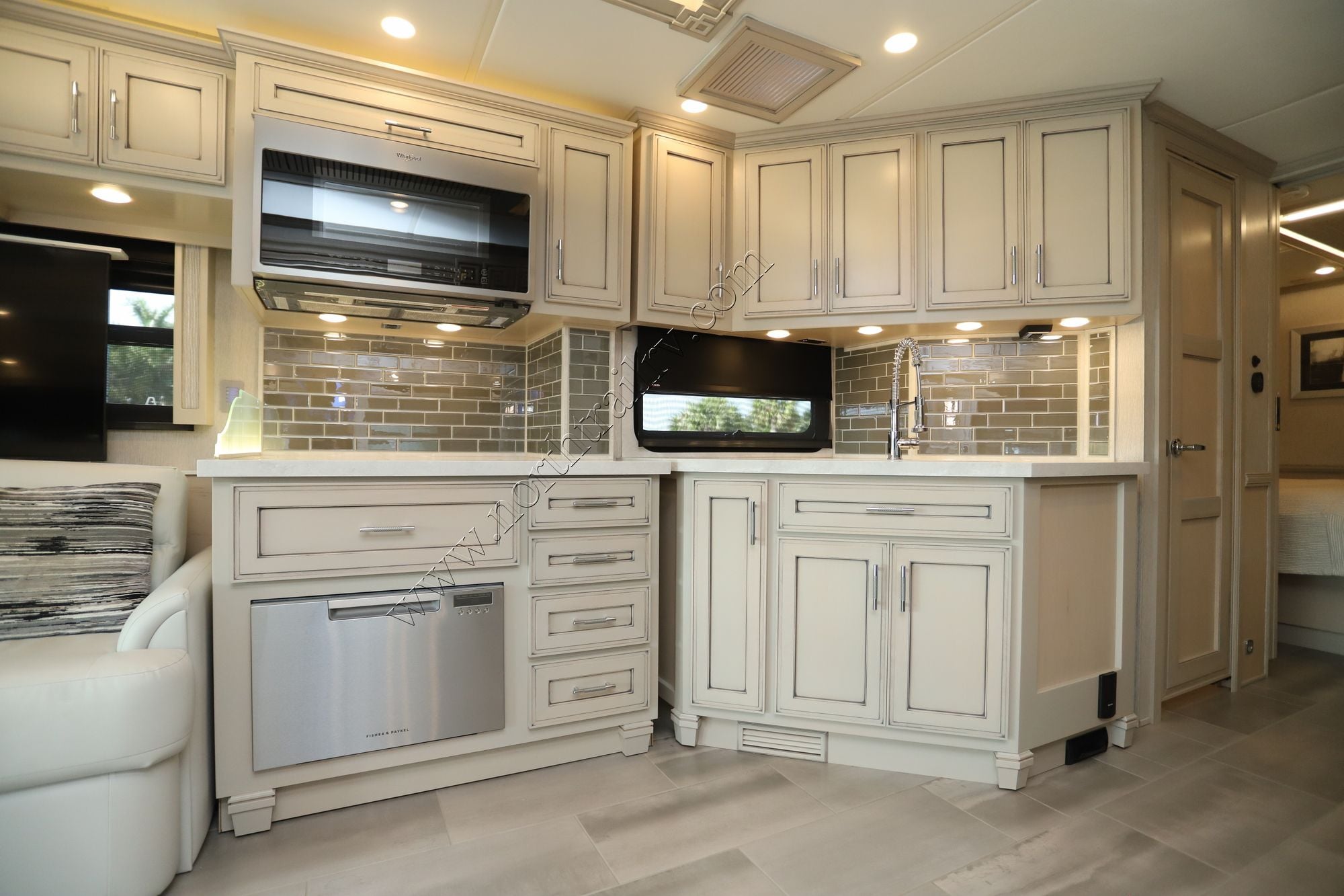 Used 2023 Newmar Ventana 4328 Class A  For Sale