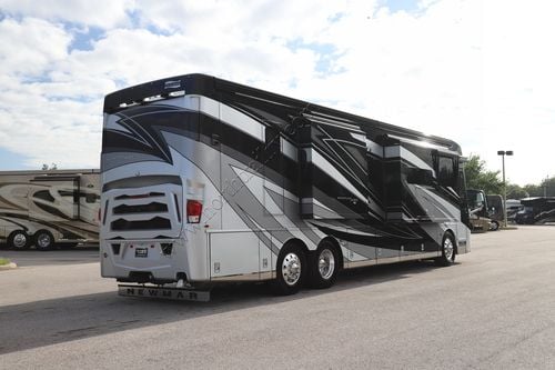 2021 Newmar Mountain Aire 4118