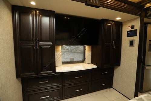 2021 Newmar Mountain Aire 4118