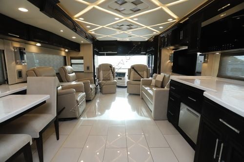 2021 Newmar Mountain Aire 4118