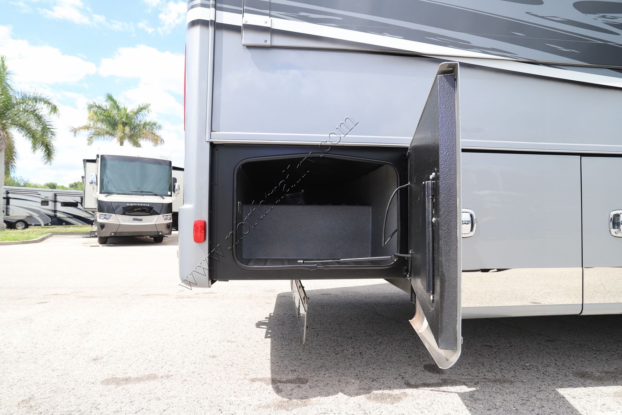 Used 2021 Dynamax Dynaquest Xl 3801TS Super C  For Sale