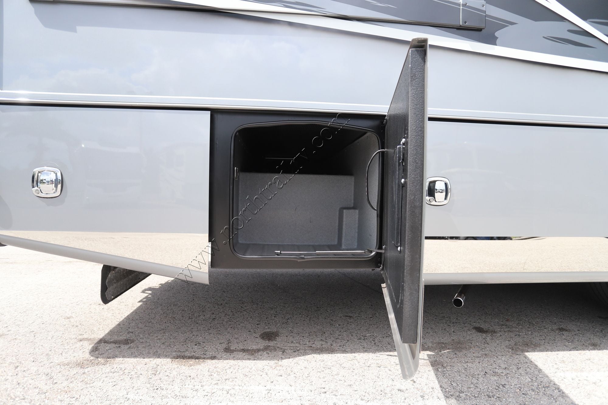 Used 2021 Dynamax Dynaquest Xl 3801TS Super C  For Sale