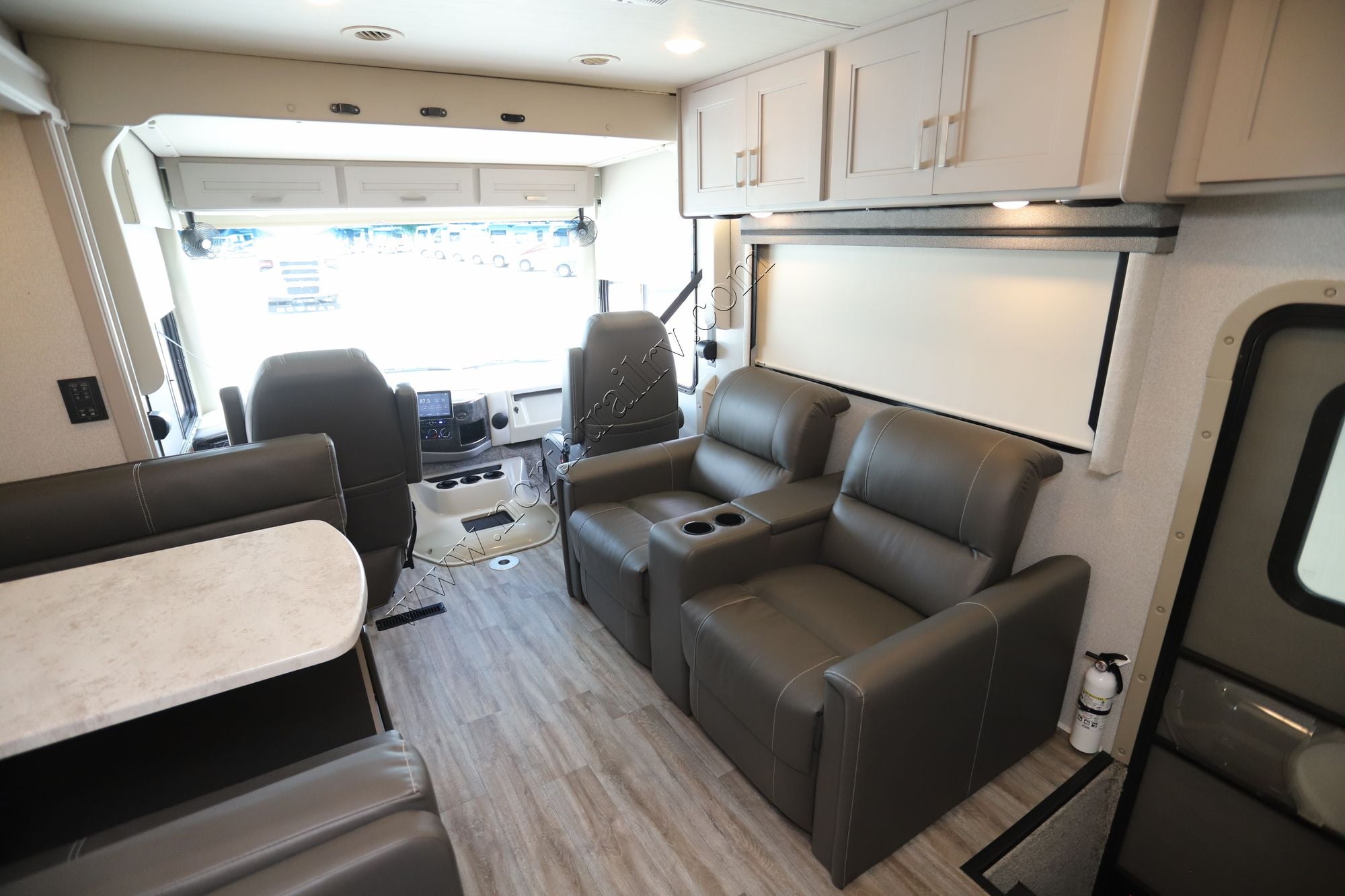 Used 2023 Thor Miramar 34.7 Class A  For Sale