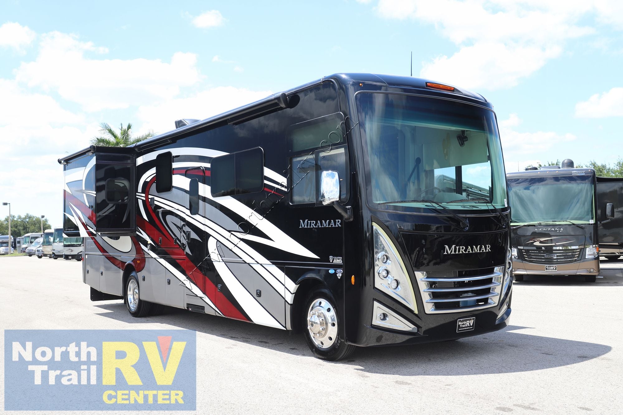 Used 2023 Thor Miramar 34.7 Class A  For Sale