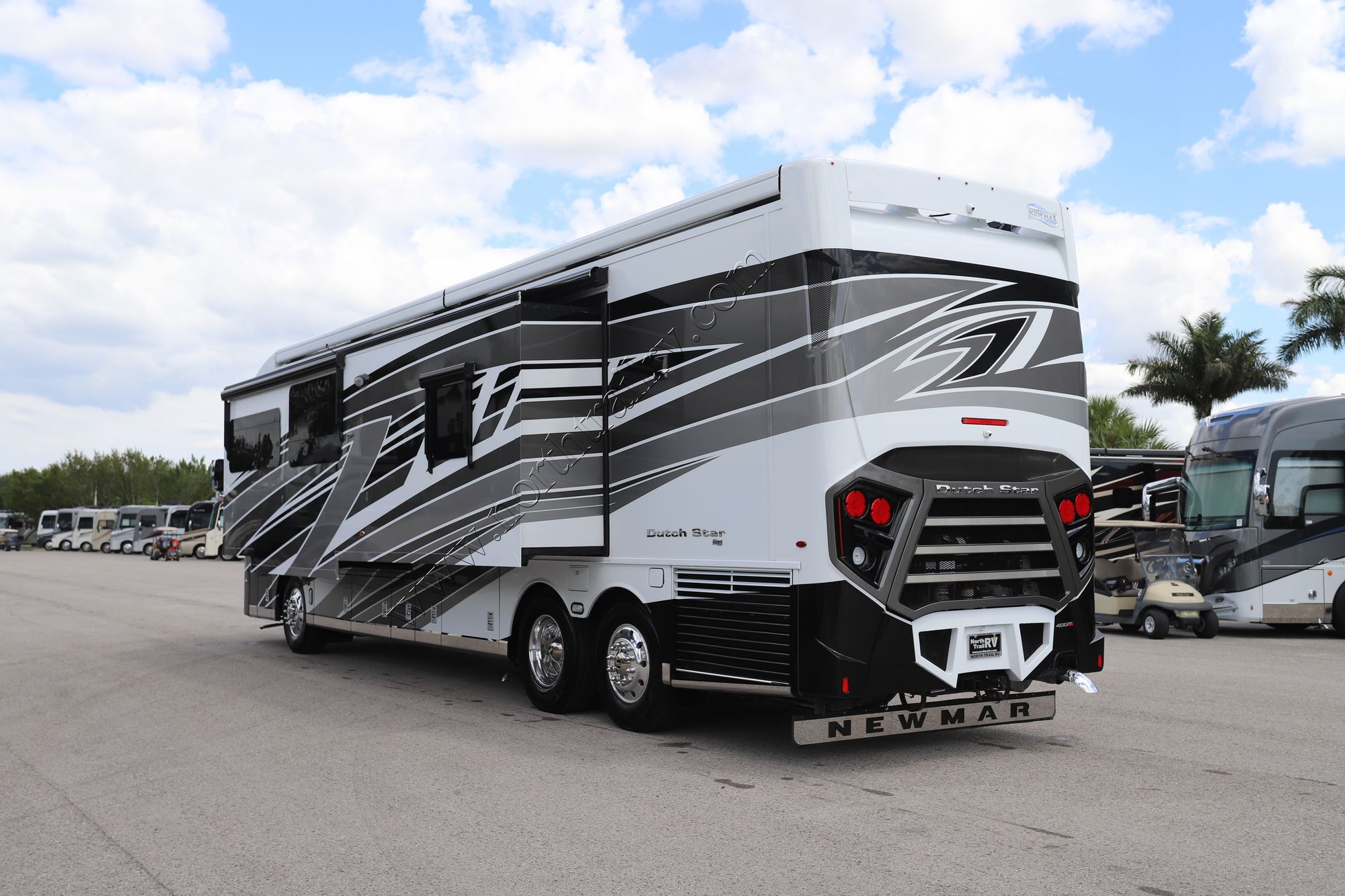 Used 2024 Newmar Dutch Star 4081 Class A  For Sale