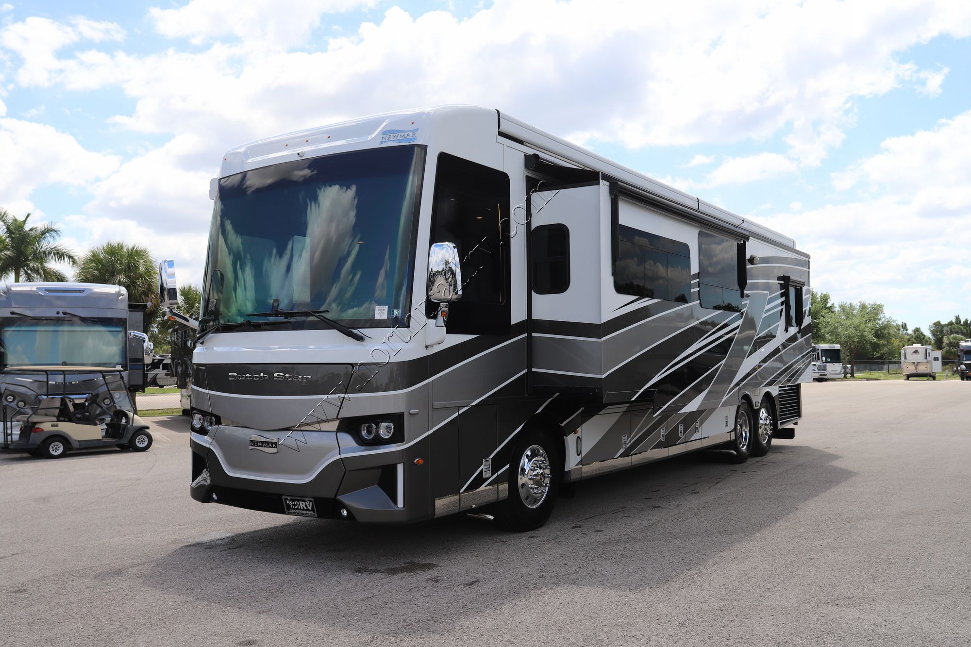 Used 2024 Newmar Dutch Star 4081 Class A  For Sale