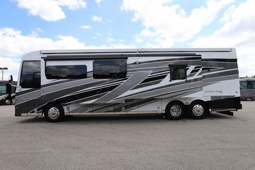 2024 Newmar Dutch Star 4081 Class A