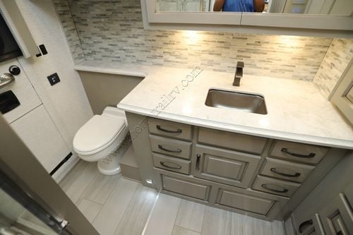 2024 Newmar Dutch Star 4081 Class A