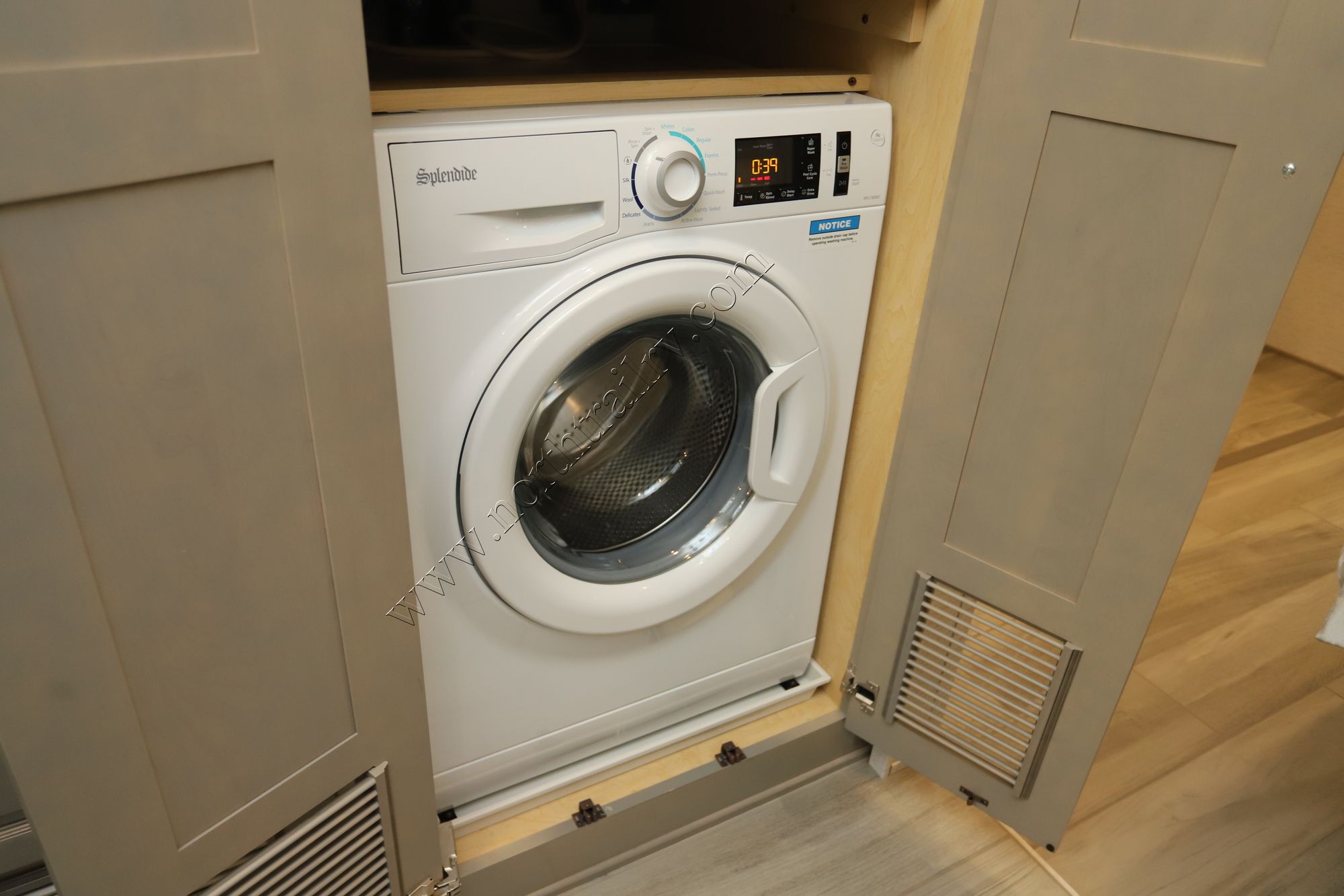 Used 2024 Newmar Dutch Star 4081 Class A  For Sale