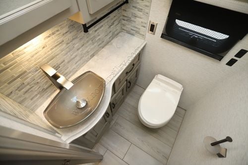 2024 Newmar Dutch Star 4081 Class A