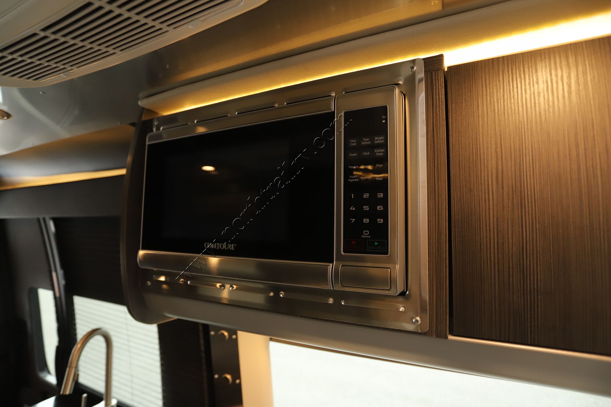 2023 Airstream Interstate 19 E1 4WD Class B Used  For Sale