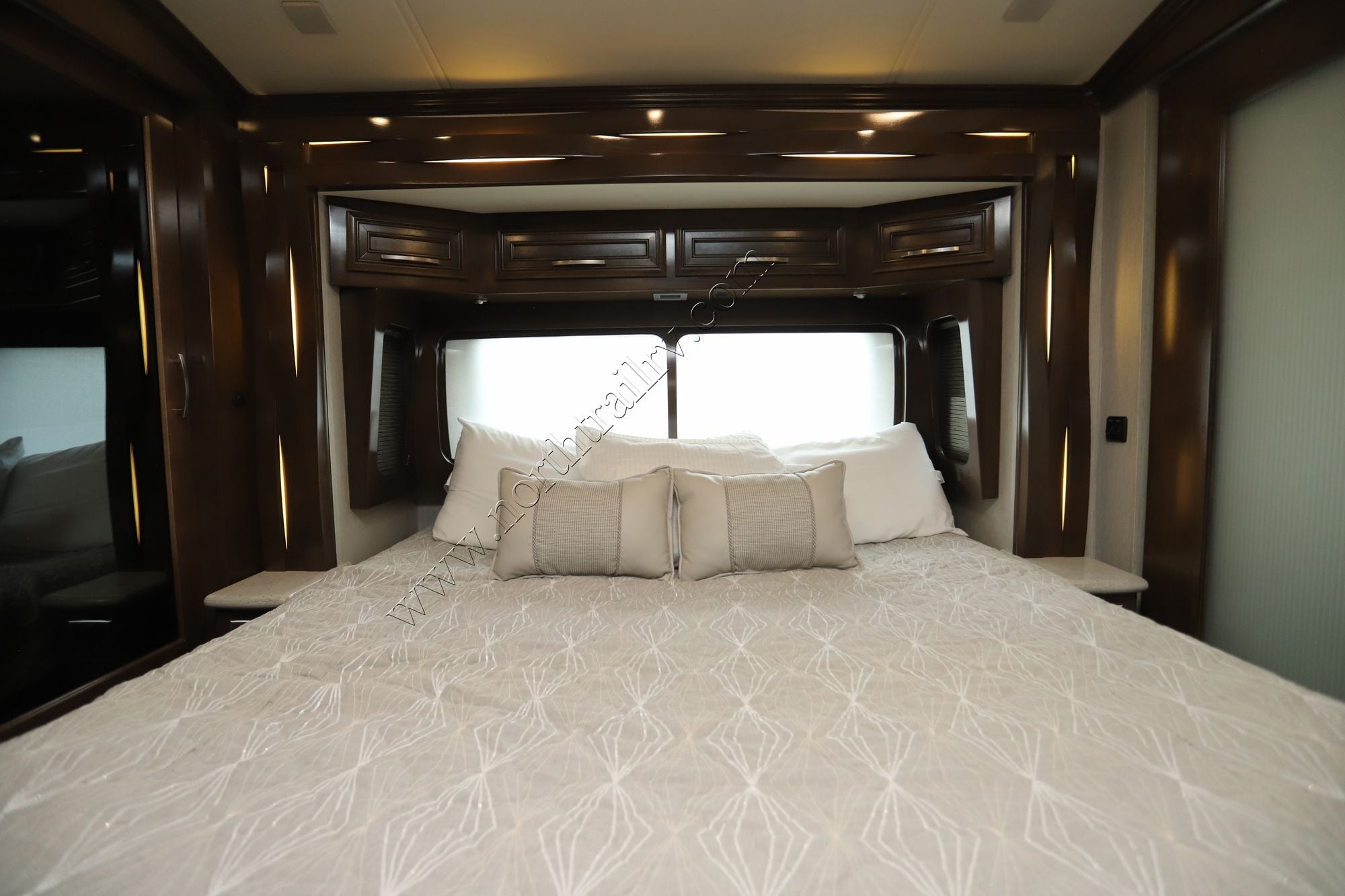 Used 2020 Newmar New Aire 3543 Class A  For Sale