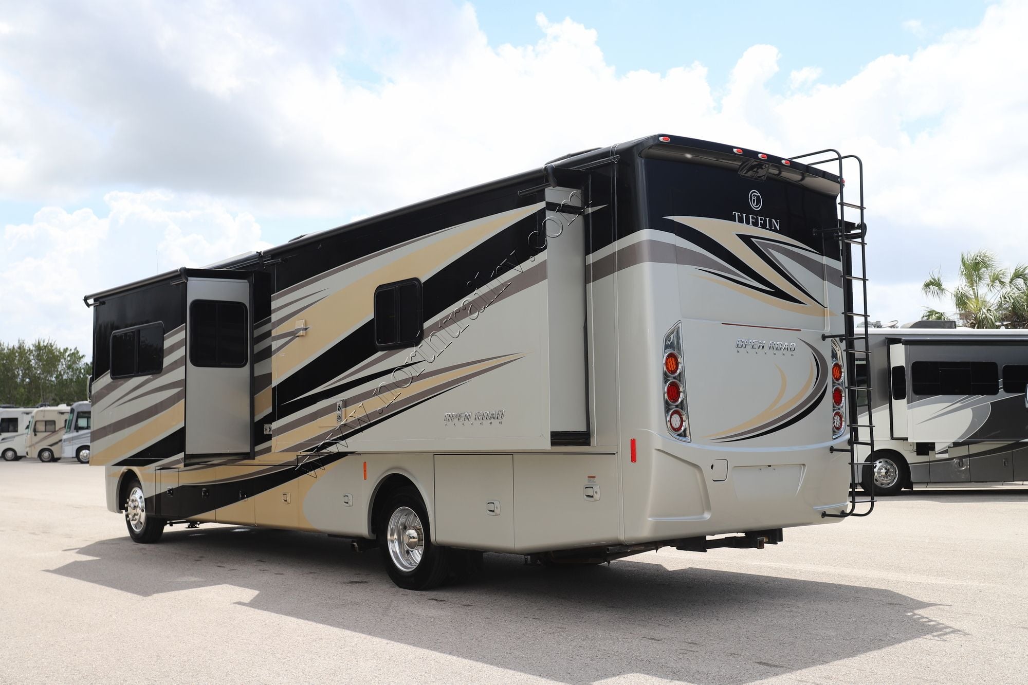 Used 2019 Tiffin Motor Homes Allegro 34PA Class A  For Sale