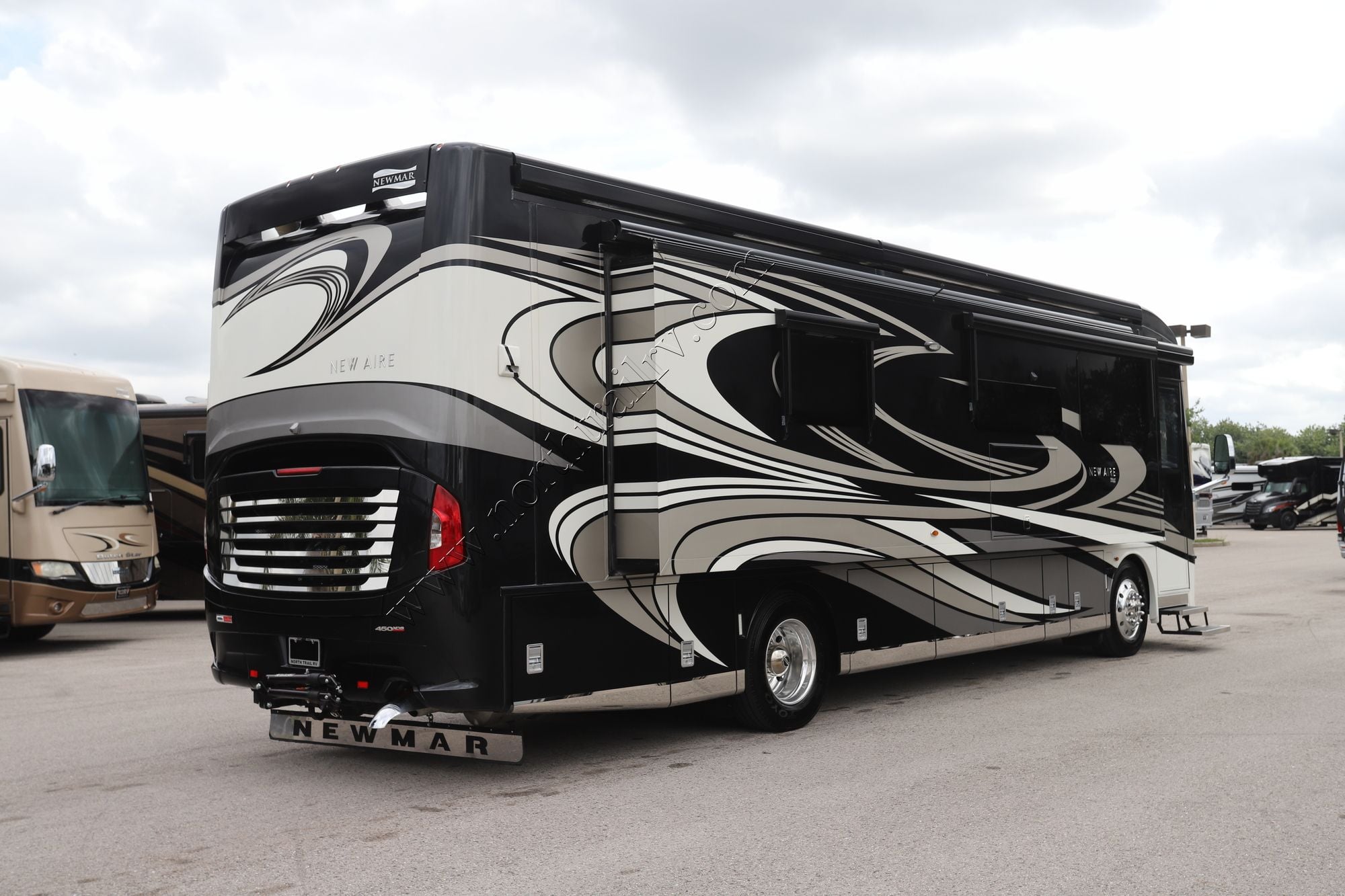 Used 2020 Newmar New Aire 3543 Class A  For Sale