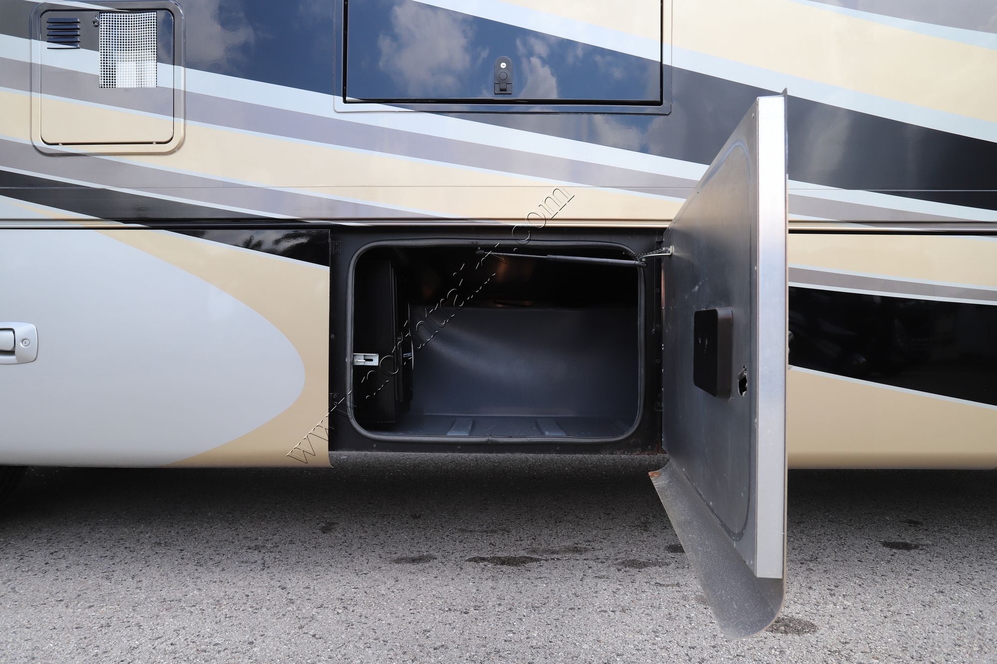 Used 2019 Tiffin Motor Homes Allegro 34PA Class A  For Sale