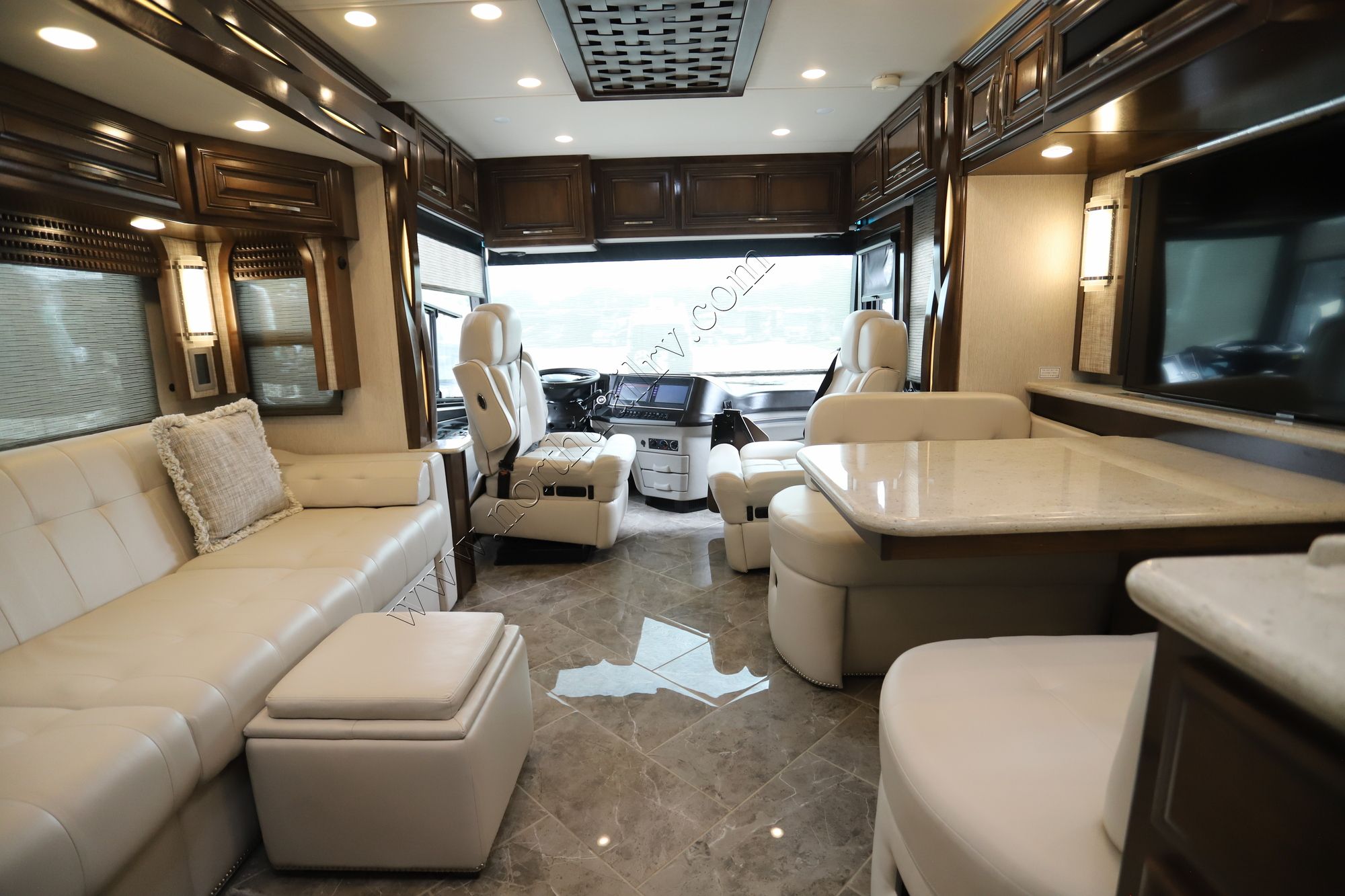 Used 2020 Newmar New Aire 3543 Class A  For Sale