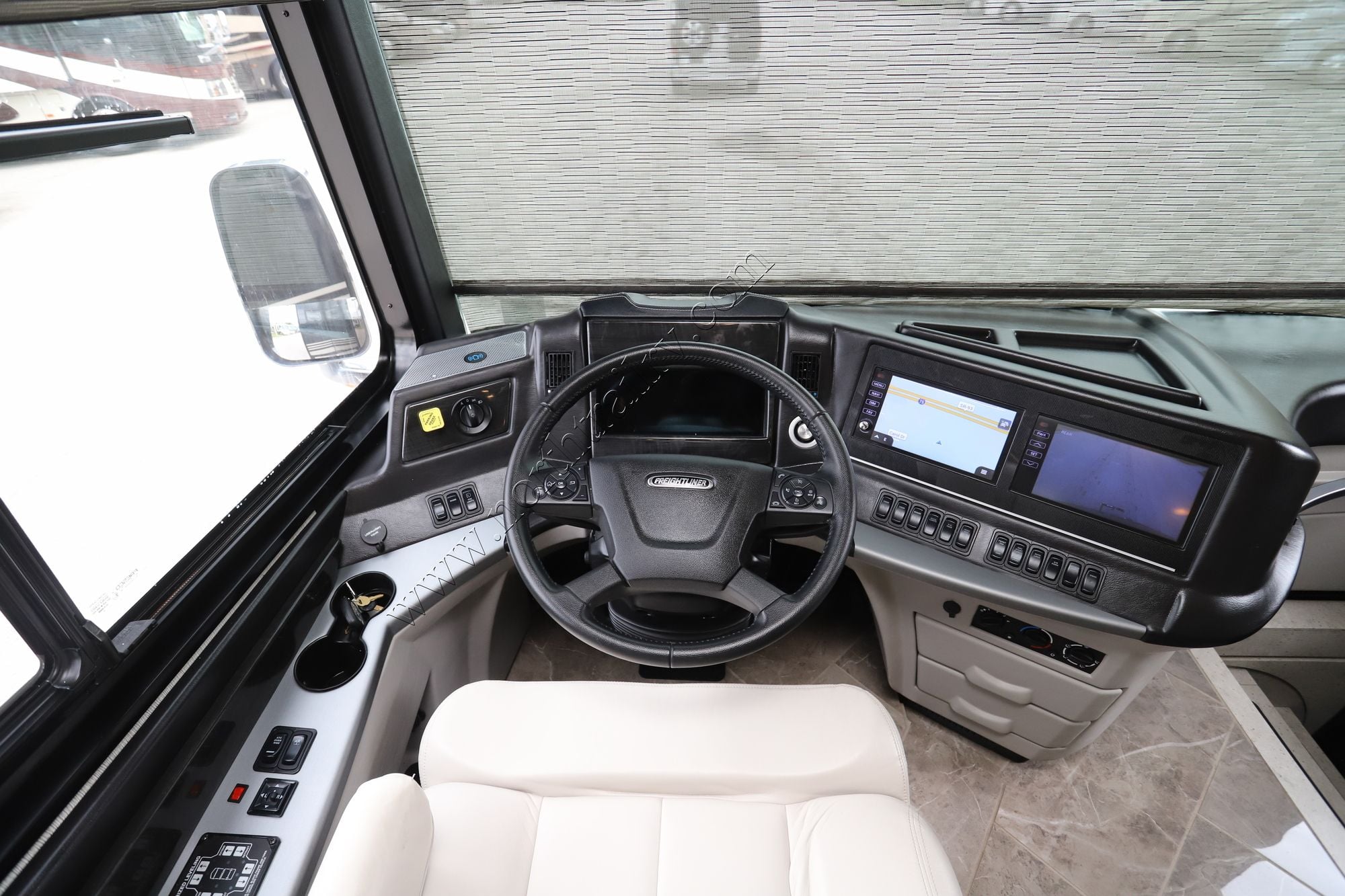 Used 2020 Newmar New Aire 3543 Class A  For Sale