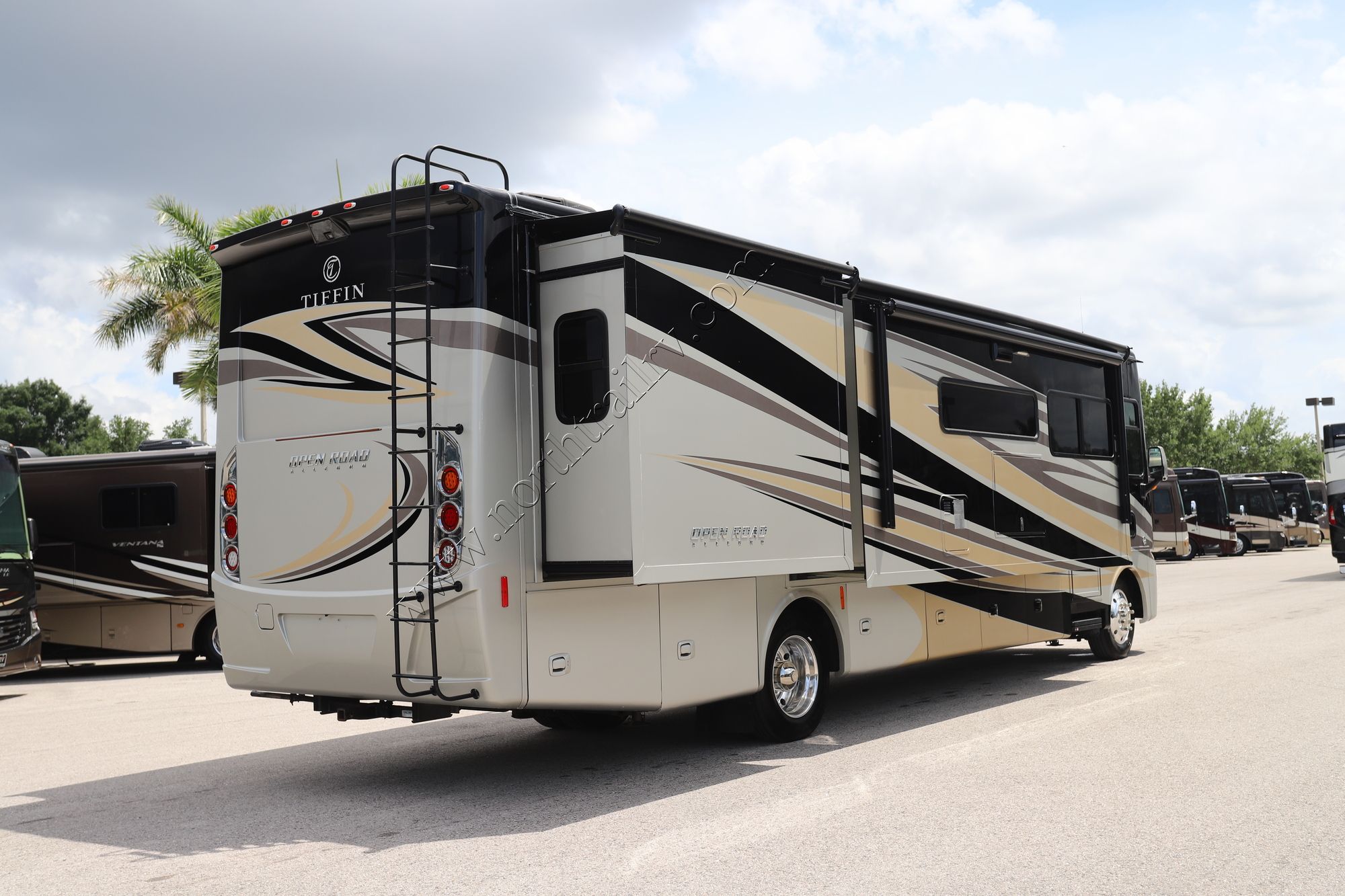 Used 2019 Tiffin Motor Homes Allegro 34PA Class A  For Sale