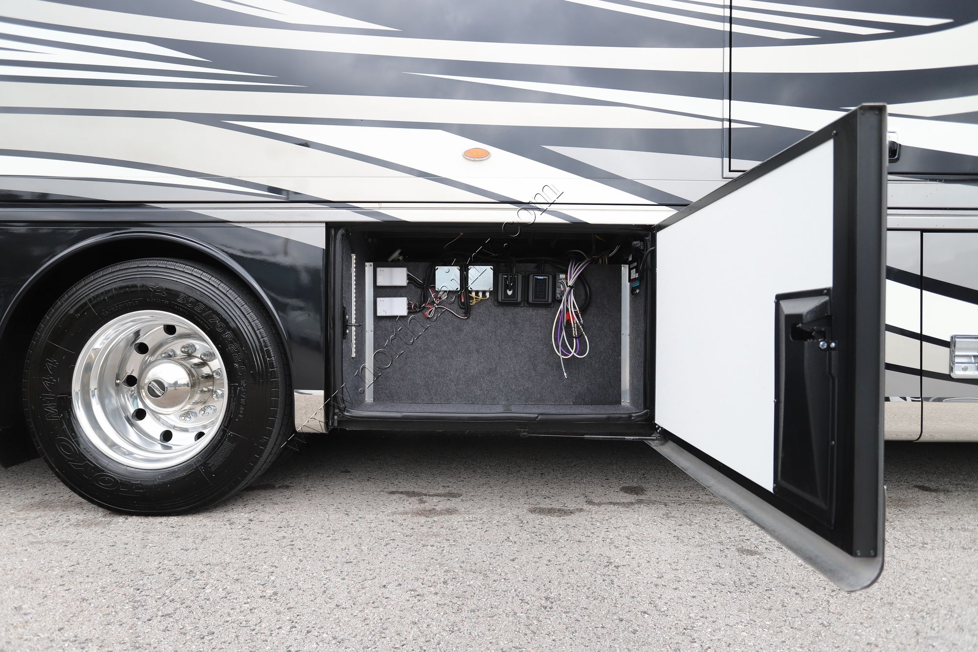 Used 2020 Newmar New Aire 3543 Class A  For Sale