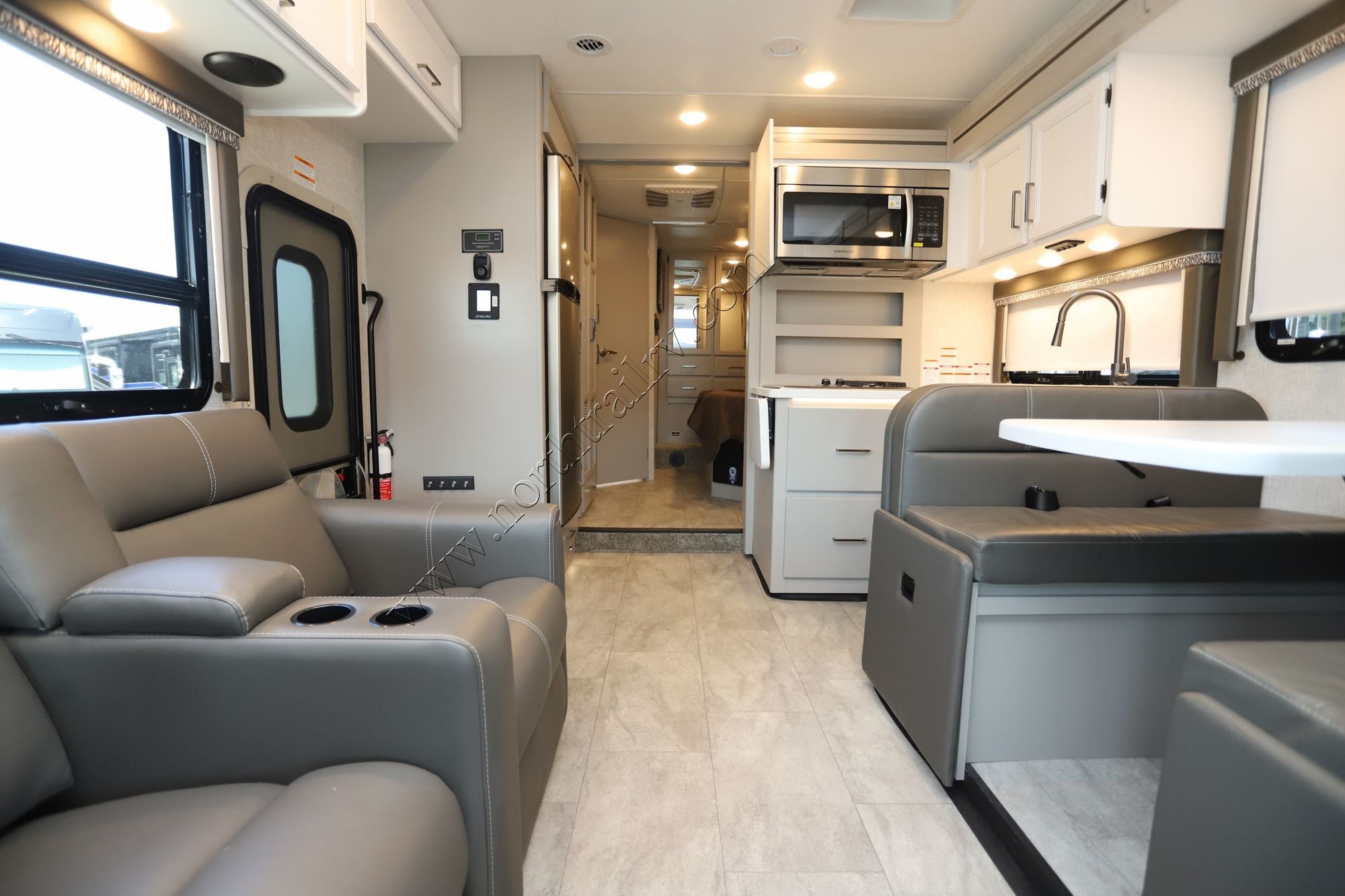 Used 2025 Thor Echelon KW29 Class C  For Sale