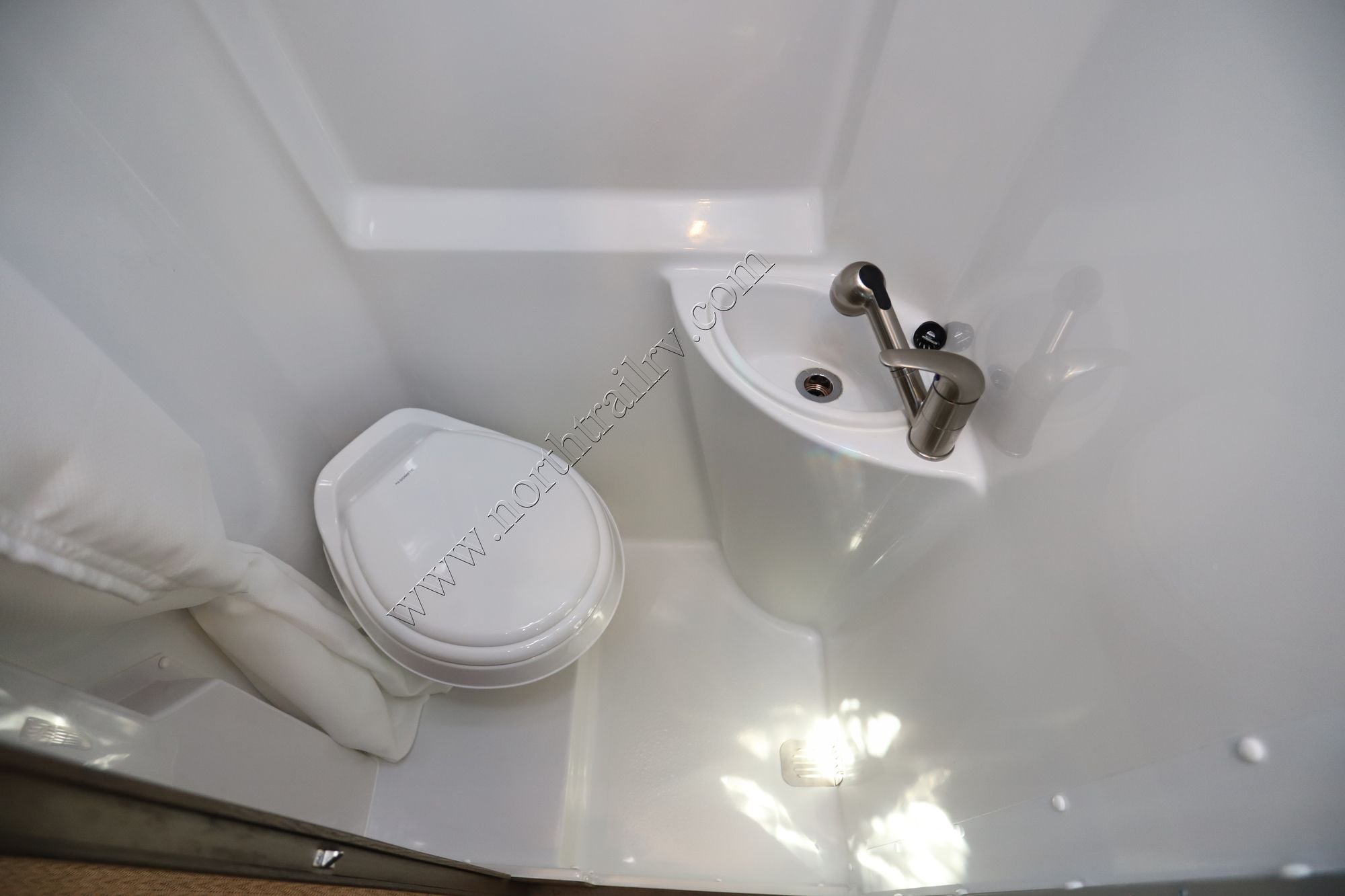 2026 Airstream Interstate 19 GTX AP Class B New  For Sale