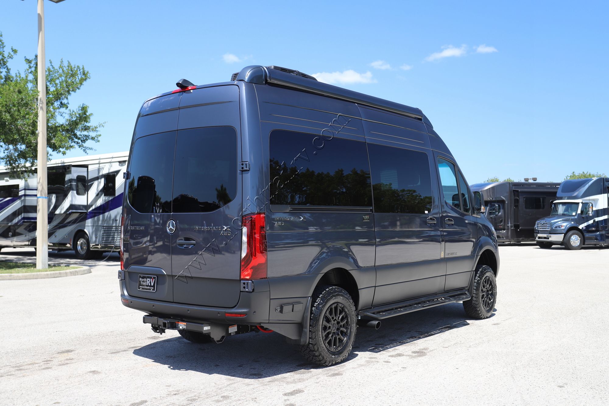 2026 Airstream Interstate 19 GTX AP Class B New  For Sale