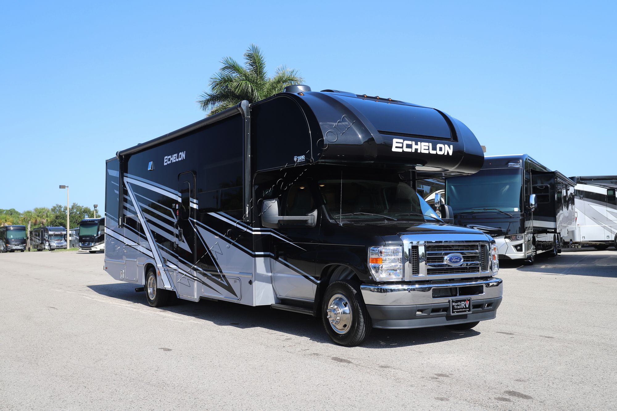 Used 2025 Thor Echelon KW29 Class C  For Sale